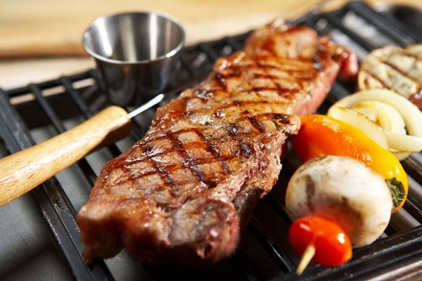 Bí kíp giúp bạn nướng thịt bằng bếp từ trong “một nốt nhạc”